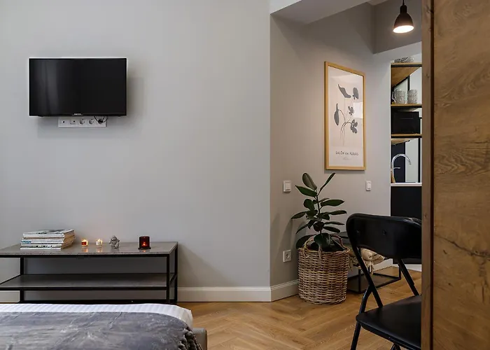 Feel Lviv! Old City Apartment